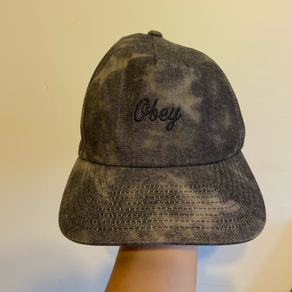 Acid Wash Obey Cap